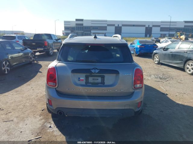 MINI Countryman Oxford Edition Image 11