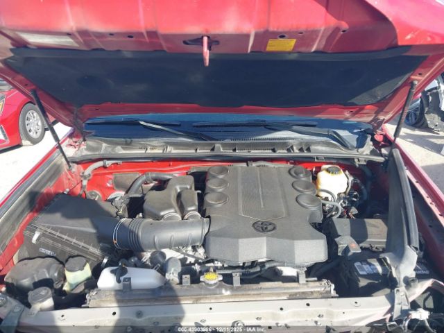 Toyota 4Runner Limited Image 14