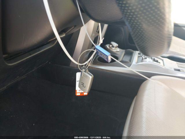 Toyota 4Runner Limited Image 7