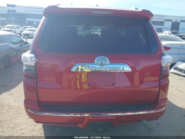 Toyota 4Runner Limited Image 9