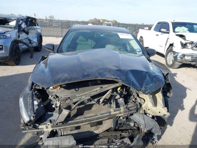 Ford Fusion S Image 7