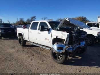  Salvage Chevrolet Silverado 2500
