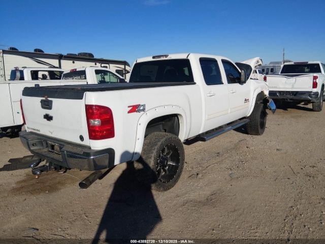 Chevrolet Silverado 2500 Ltz Image 7