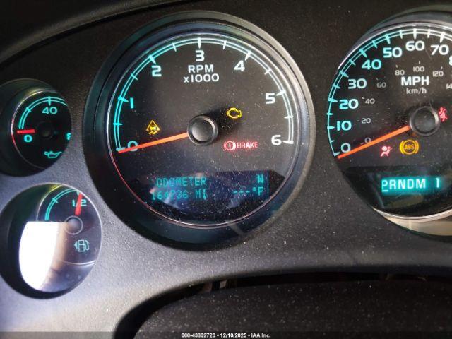 Chevrolet Silverado 2500 Ltz Image 9