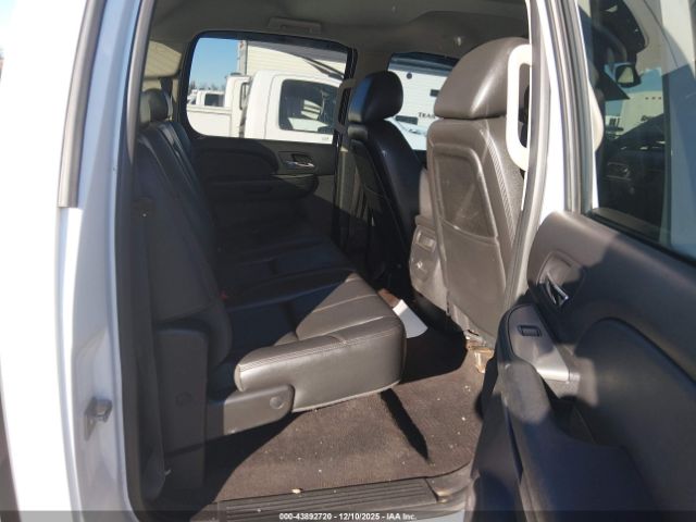 Chevrolet Silverado 2500 Ltz Image 14