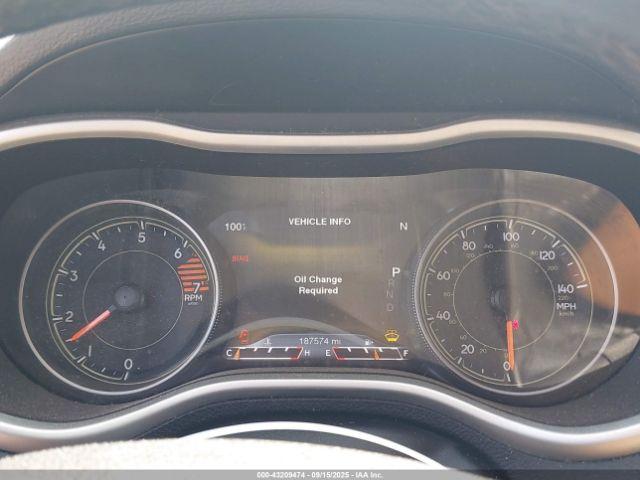 Jeep Cherokee Limited Image 9