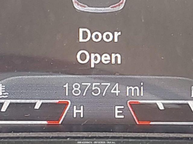 Jeep Cherokee Limited Image 13