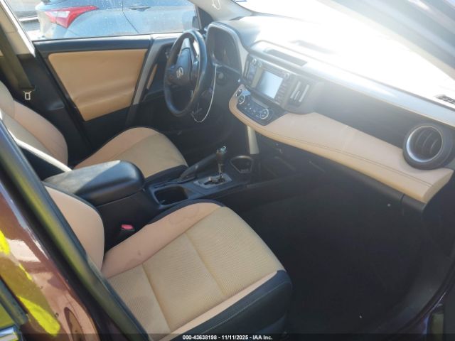 Toyota RAV4 Xle Image 11