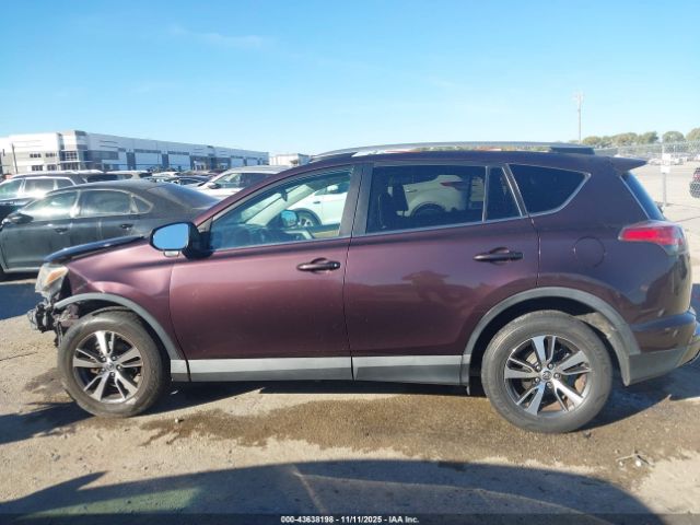 Toyota RAV4 Xle Image 4