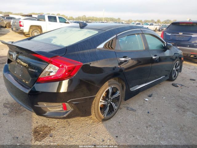 Honda Civic Touring Image 3