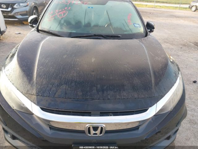 Honda Civic Touring Image 15