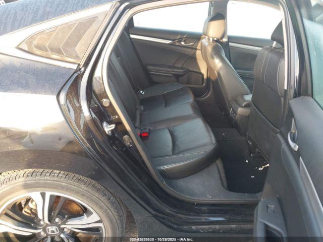 Honda Civic Touring Image 16