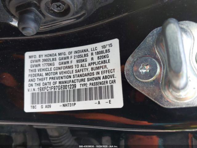 Honda Civic Touring Image 11