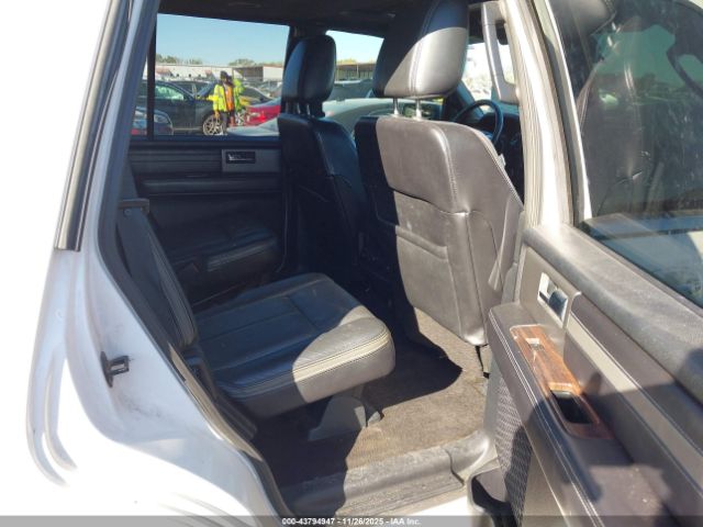 Ford Expedition Platinum Image 12