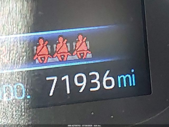 Toyota Corolla Le Image 14