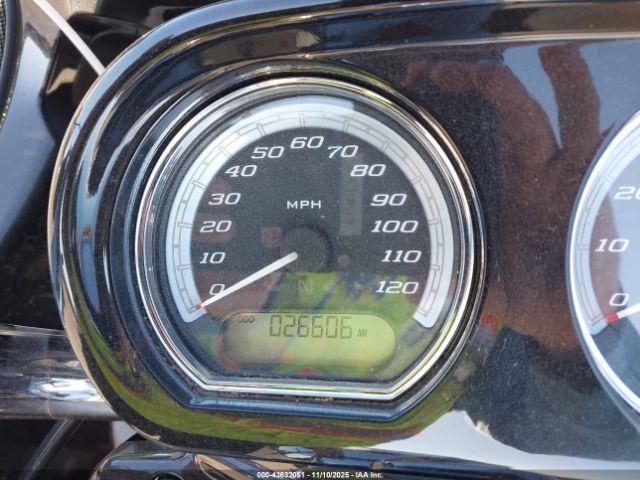 Harley-Davidson Fltrk Image 4