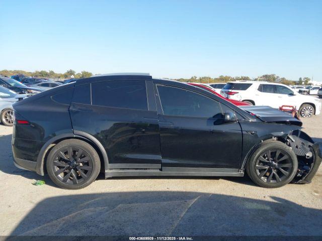 Tesla Model X Dual Motor All-wheel Drive Image 3