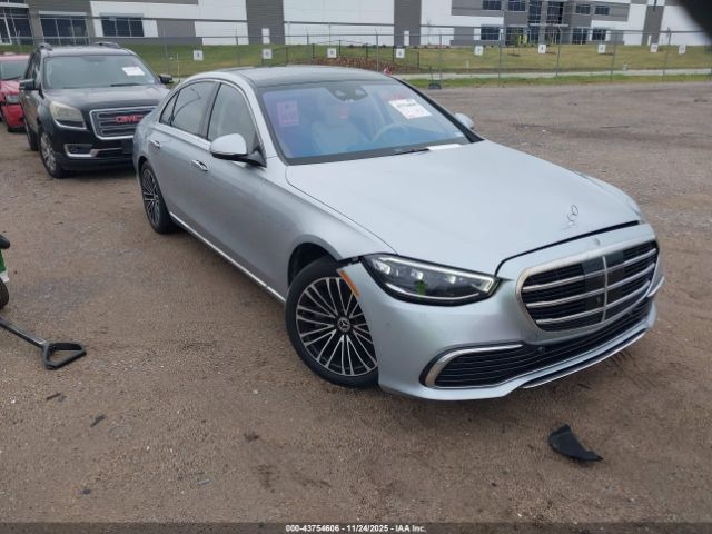 Mercedes-Benz S-Class 4matic Image 1