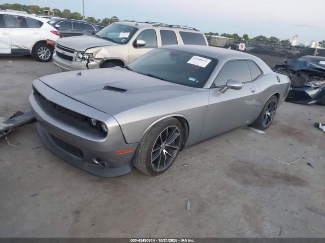 Dodge Challenger Image 3