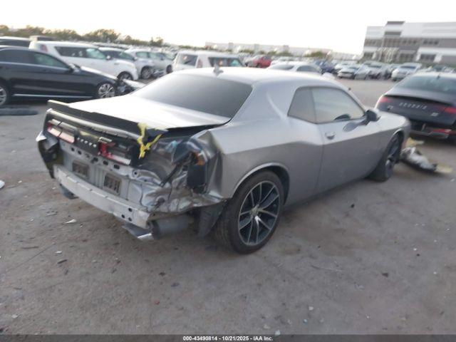Dodge Challenger Image 6