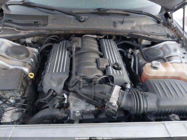 Dodge Challenger Image 8