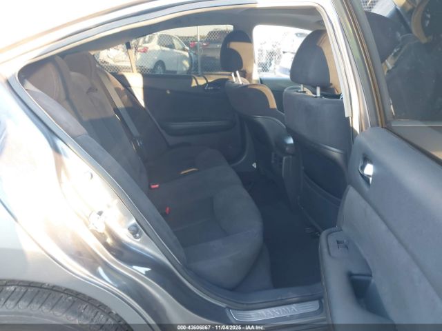 Nissan Maxima Image 7