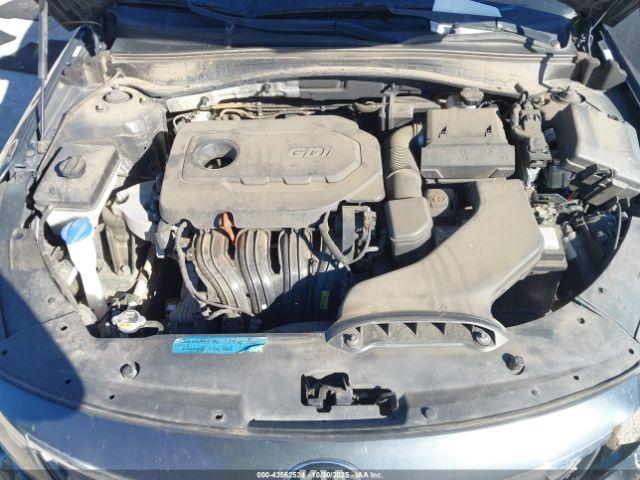 Kia Optima Lx Image 12