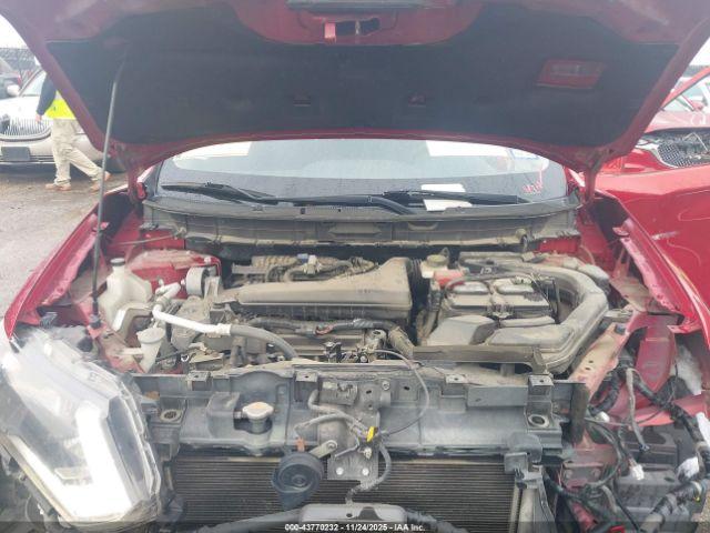 Nissan Rogue S Image 4