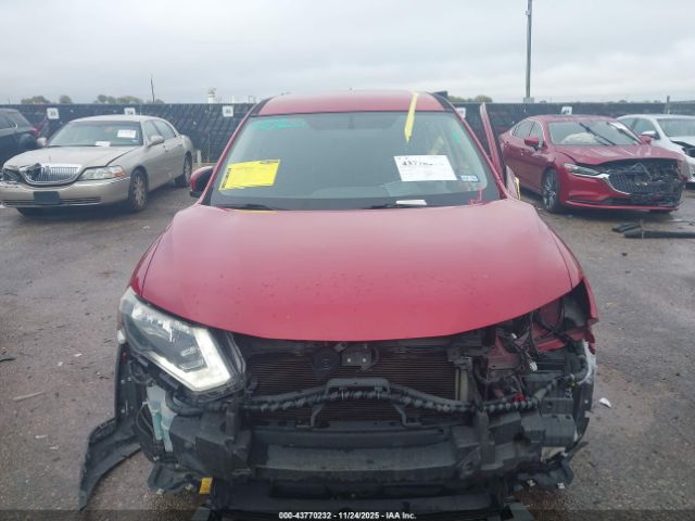 Nissan Rogue S Image 3