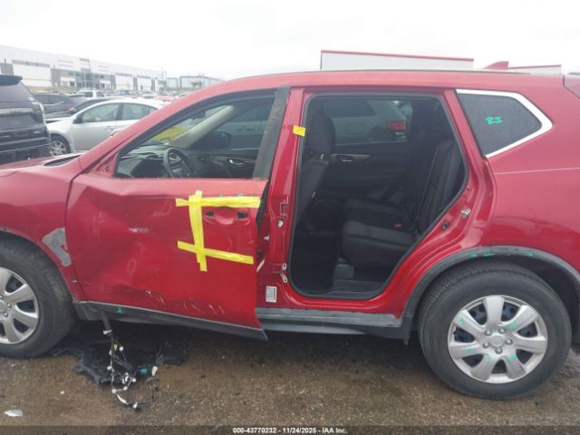 Nissan Rogue S Image 14