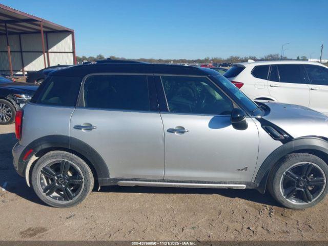 MINI Countryman Cooper S Image 14