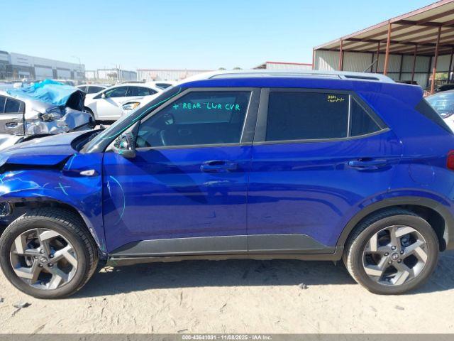 Hyundai VENUE Sel Image 3