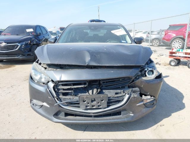 Mazda Mazda3 Grand Touring Image 3