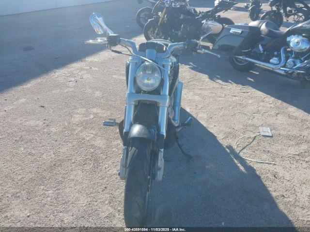 Harley-Davidson Vrscf Image 9