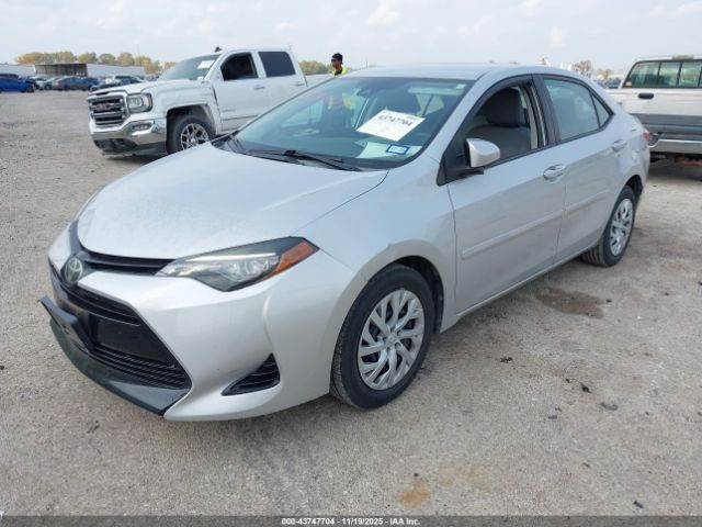 Toyota Corolla Le Image 4