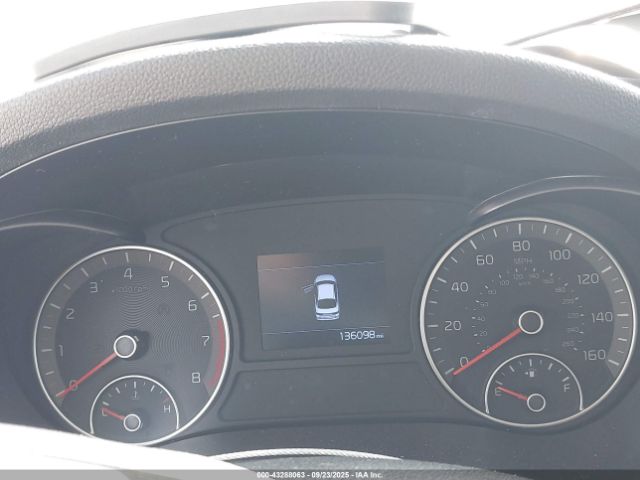 Kia Optima Lx Image 16