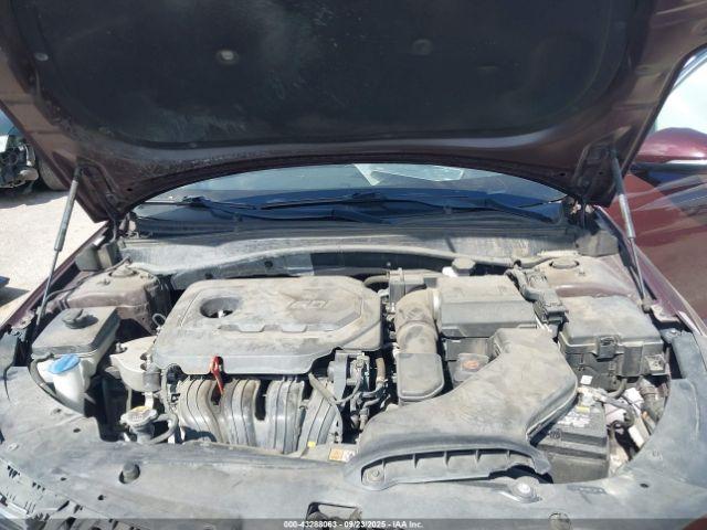 Kia Optima Lx Image 9