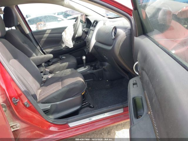Nissan Versa 1.6 Sv Image 8