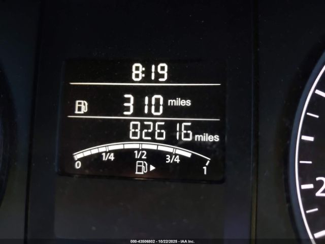 Volkswagen Jetta 2.0l S Image 12