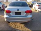 Volkswagen Jetta 2.0l S Image 10