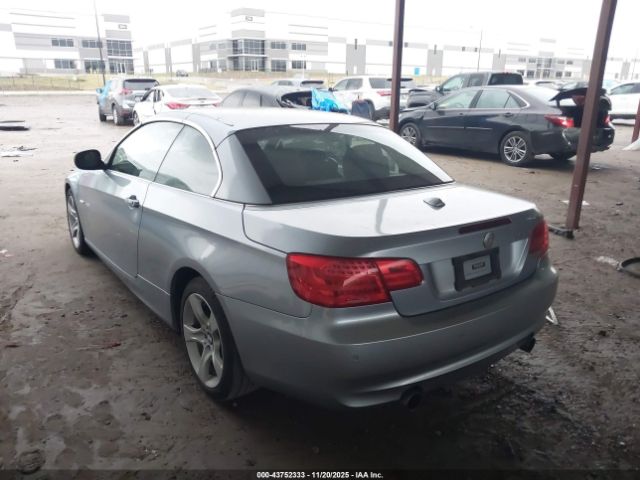 BMW 3 Series Image 16