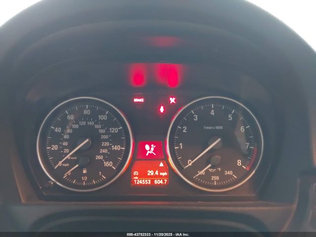 BMW 3 Series Image 15