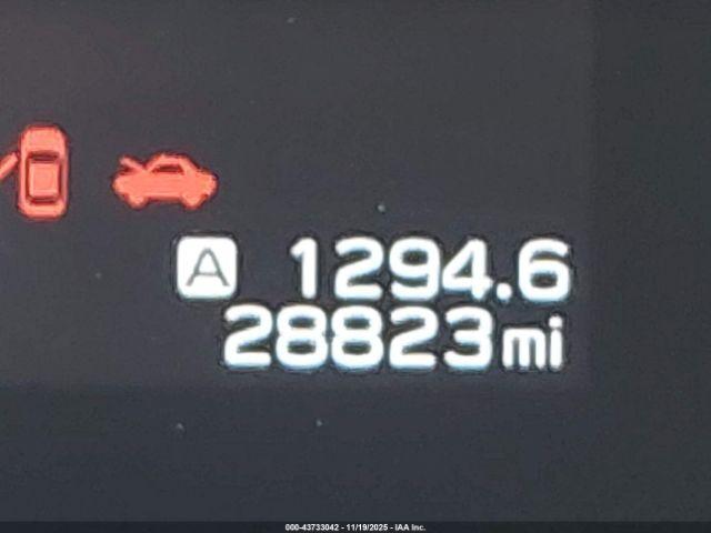 Subaru Legacy Premium Image 4