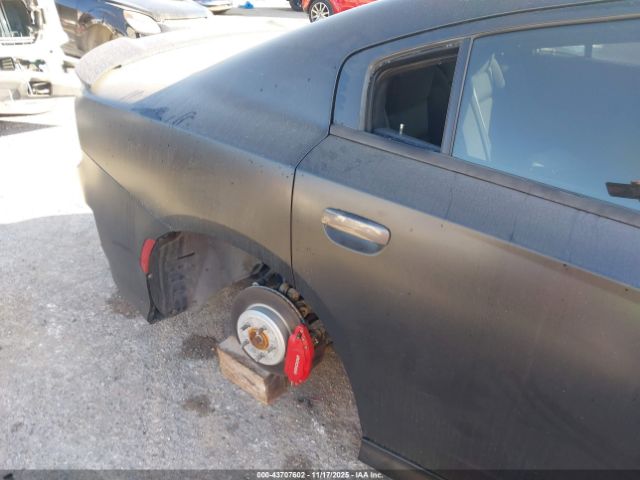 Dodge Charger Image 16