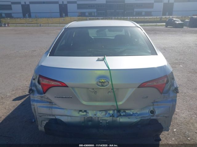 Toyota Corolla Le Image 6