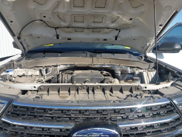 Ford Explorer Xlt Image 7