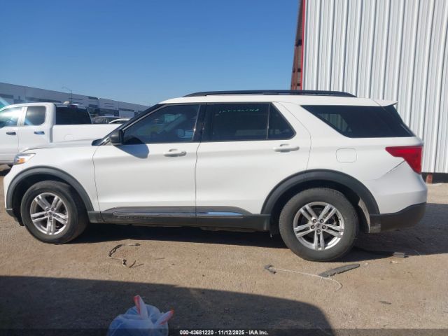 Ford Explorer Xlt Image 10