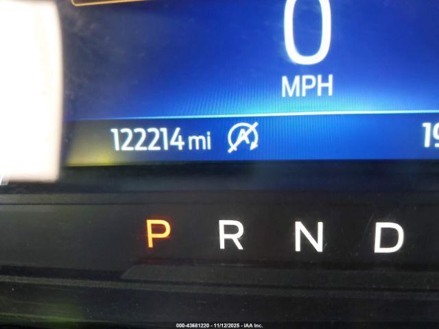 Ford Explorer Xlt Image 16