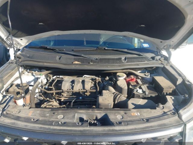 Ford Explorer Xlt Image 10