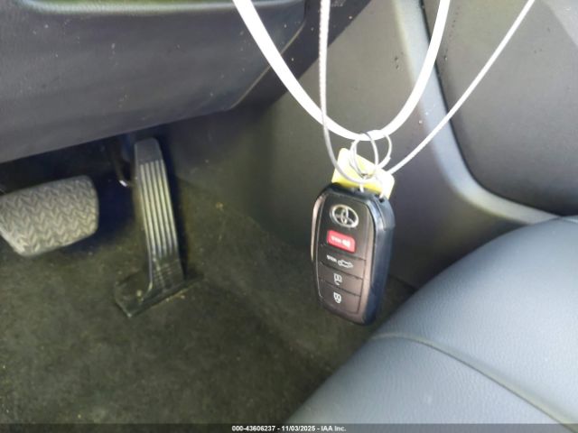 Toyota Highlander Xle Image 9